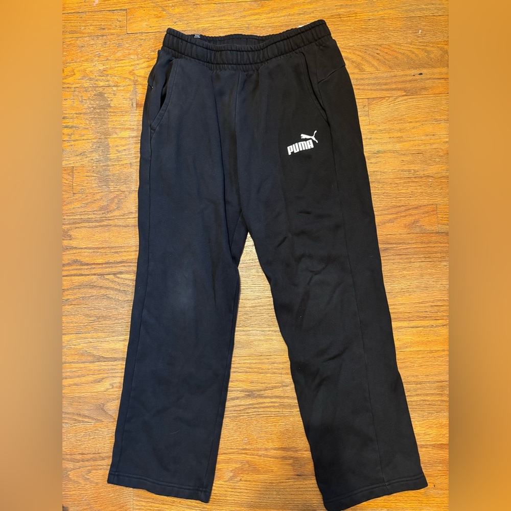 Men’s puma sweatpants size medium
